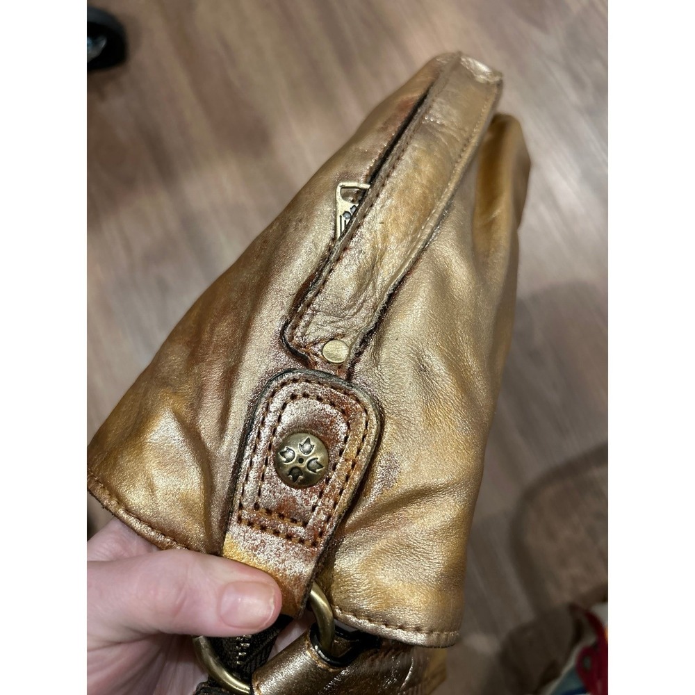 Patricia Nash Gold Shoulder Handbag Velvet Interior - Picture 7 of 8